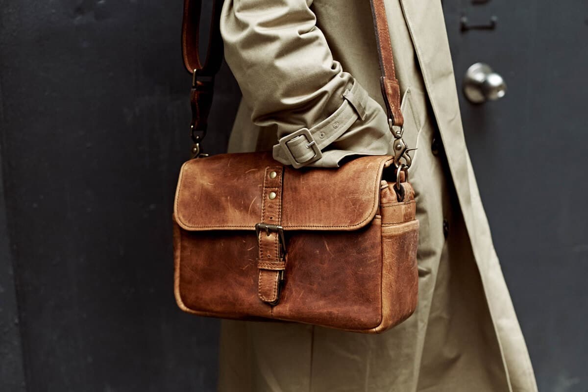  Leather men’s messenger bag satchel that last forever 