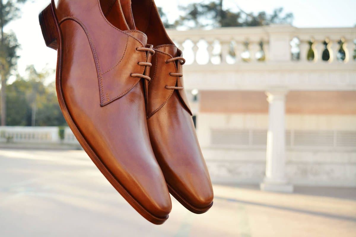  How to care for leather shoes with basic guides 