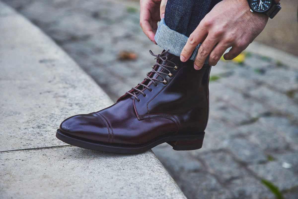  Making Leather Shoes Wider Demand with the Process of Stretching 